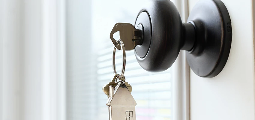 Bifold Door Knob Replacement in Wilton, California